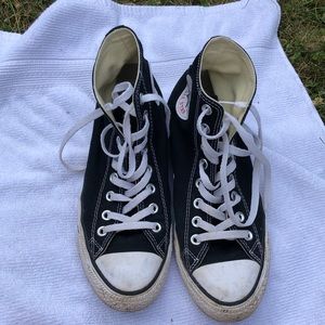 Converse Black High Tops Women’s 9